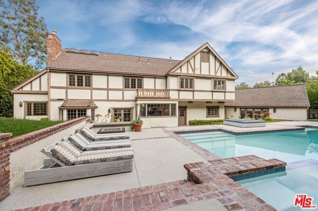 property at 16754 Ashley Oaks