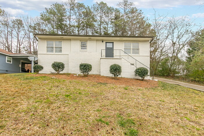 454 Barnes Mill Dr in Marietta, GA - Building Photo