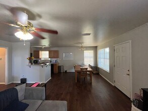 215 Willowbrook Ln in Whitehouse, TX - Building Photo - Building Photo