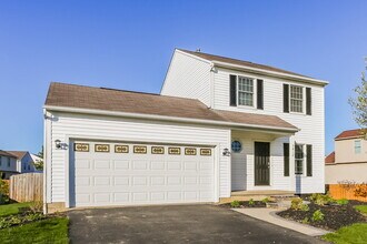 5812 Landsview Dr in Galloway, OH - Building Photo - Building Photo