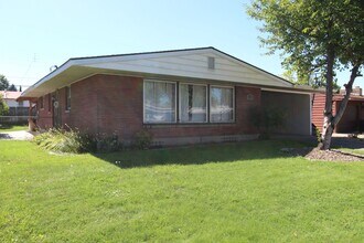 3123 W Bismark Ave in Spokane, WA - Building Photo - Building Photo