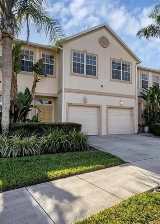 3826 Virga Blvd in Sarasota, FL - Building Photo