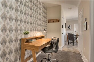 1366 Queen St E in Toronto, ON - Building Photo - Building Photo