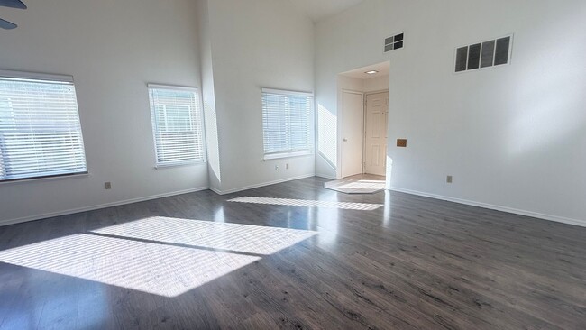 880 Caribou Terrace in Brentwood, CA - Building Photo - Building Photo