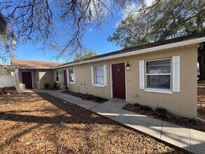 3028 Robert Ave in Auburndale, FL - Building Photo - Building Photo