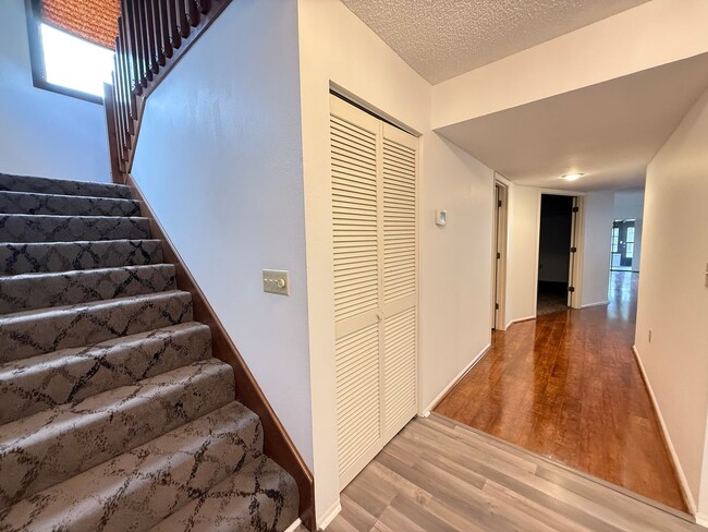 6004 Courtside Dr in Bradenton, FL - Building Photo - Building Photo