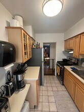242 Glenbrook Rd in Stamford, CT - Building Photo - Building Photo