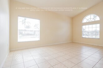 16725 Rolling Green Dr in Clermont, FL - Building Photo - Building Photo