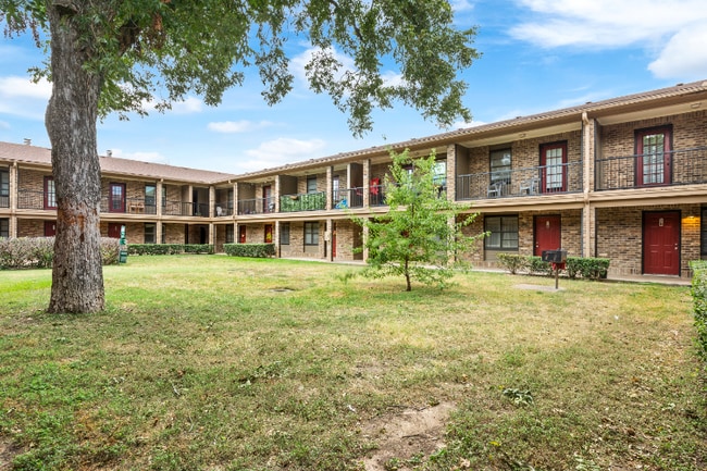 property at 1226 Baylor Ave