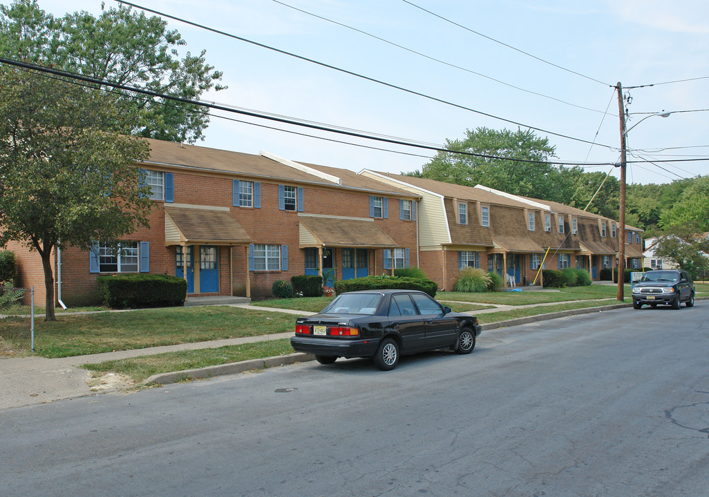 Forestgate Apartments in Magnolia, NJ - Building Photo