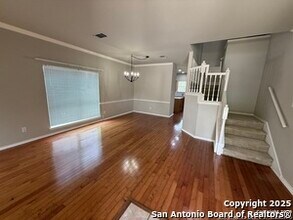 511 Shannon Rose in San Antonio, TX - Building Photo - Building Photo