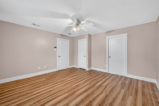 15859 E Park Ct in Houston, TX - Building Photo - Building Photo