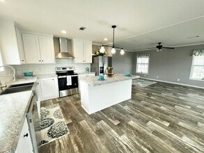 3056 SW 108th St in Ocala, FL - Building Photo - Building Photo