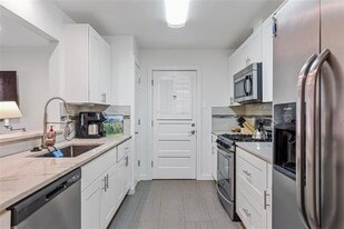 3545 Northwest Pkwy in Dallas, TX - Building Photo