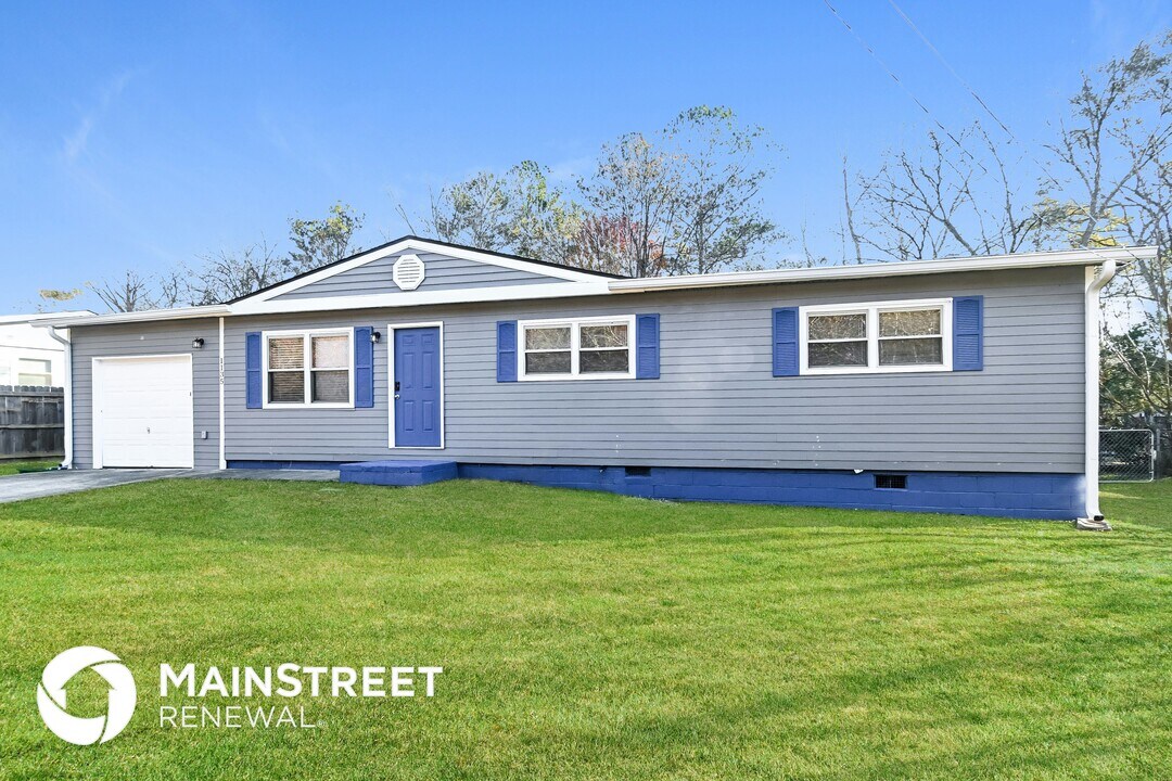 1135 Pontiac Cir in Austell, GA - Building Photo