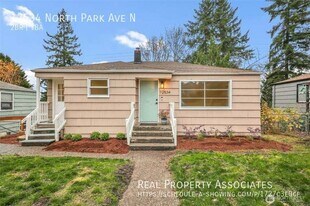 12534 N Park Ave N in Seattle, WA - Building Photo
