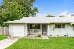 4525 Pennsylvania Ave in Fair Oaks, CA - Building Photo