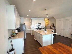 7216 Walnut Grove Ln N in Maple Grove, MN - Building Photo - Building Photo