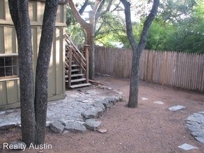 2830 San Gabriel St in Austin, TX - Building Photo - Building Photo