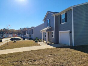 285 Riley Wy in Spring Hope, NC - Building Photo - Building Photo