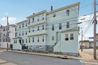 354 Jencks St in Fall River, MA - Building Photo - Building Photo