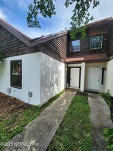 7605 Melissa Ct N in Jacksonville, FL - Building Photo - Building Photo