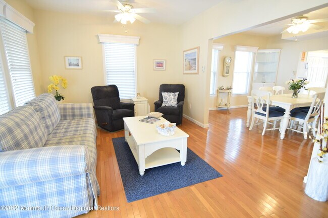 property at 515 13th Ave