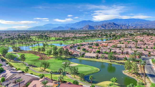 37468 Westridge Ave in Palm Desert, CA - Building Photo - Building Photo