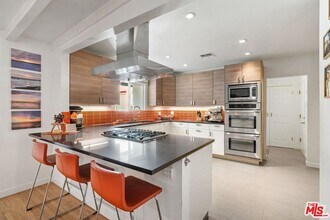 5507 Van Noord Ave in Los Angeles, CA - Building Photo - Building Photo
