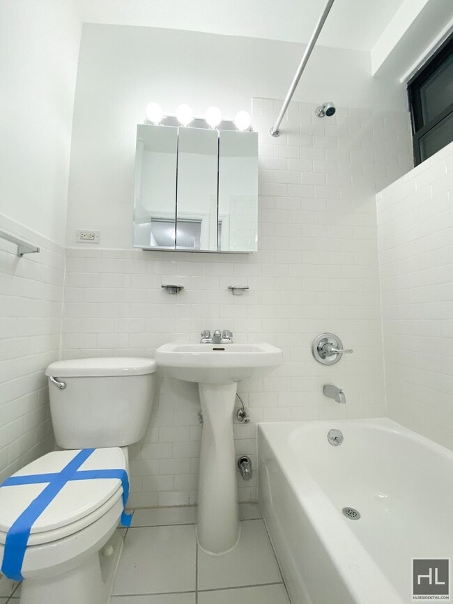 property at 228 E 89th St