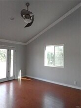 2 Farragut in Irvine, CA - Foto de edificio - Building Photo