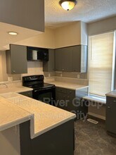 2843 Belleview Ave in Kansas City, MO - Building Photo - Building Photo