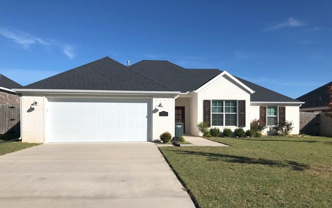 property at 1626 S Laurel Landing