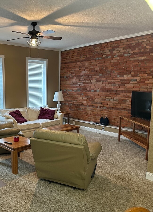 property at 1/2 W Main St