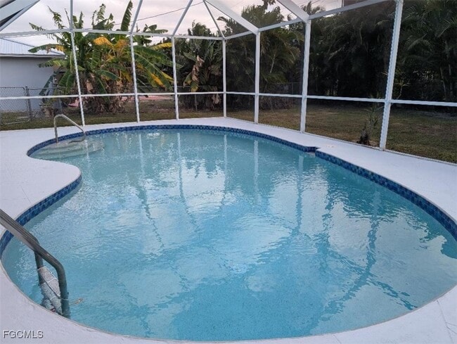 256 SE 46th Ter in Cape Coral, FL - Building Photo - Building Photo