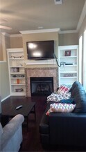 649 N Longfellow Ln in Fayetteville, AR - Building Photo - Building Photo