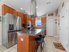 215 Allen Ave in Key Largo, FL - Building Photo - Building Photo