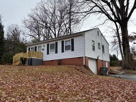 512 Dellwood Ave in Asheboro, NC - Building Photo