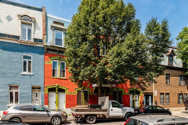 2483 Coursol Rue