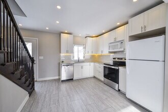 825 Albert Ave in Sycamore, IL - Building Photo - Building Photo