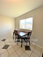 24 Little Wedeene St in Kitimat, BC - Building Photo - Building Photo