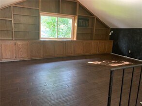 6705 Woodcrest Dr in Austin, TX - Building Photo - Building Photo