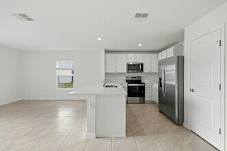 6669 SW 81st Lp in Ocala, FL - Foto de edificio - Building Photo