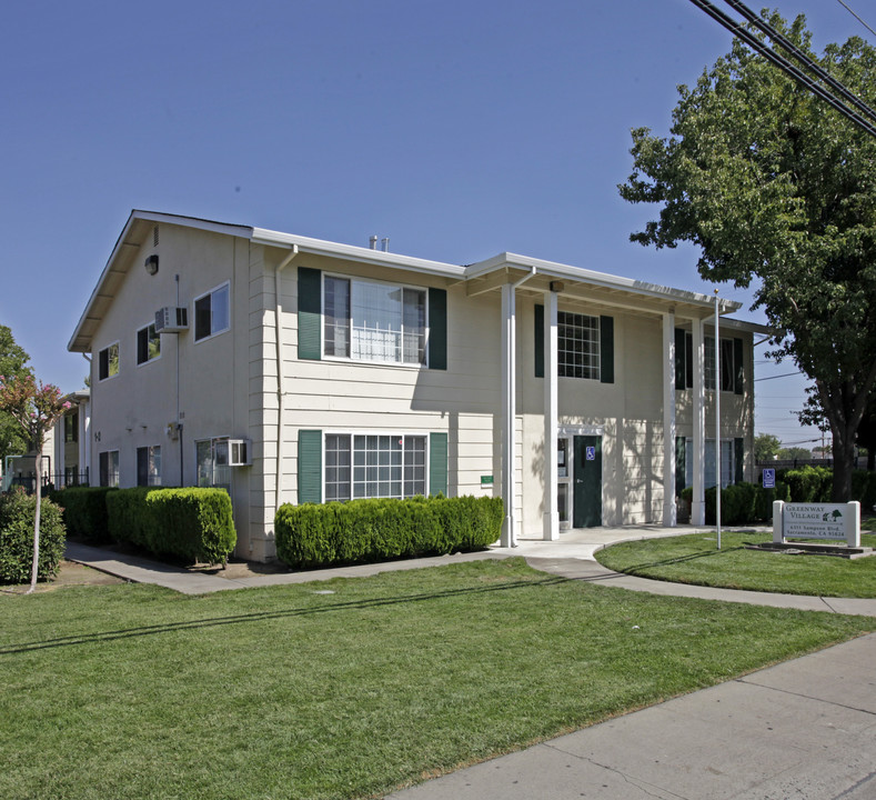 Greenway Village Apartments in Sacramento, CA - Building Photo