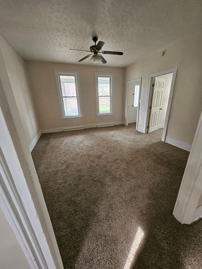 623 Raspberry St in Erie, PA - Building Photo - Building Photo