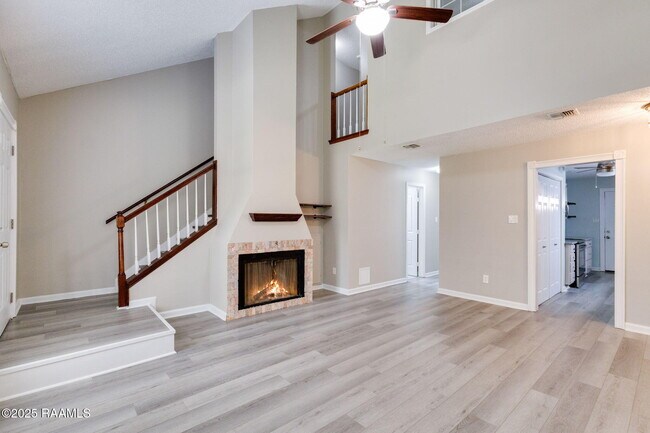 203 Long Plantation Blvd in Lafayette, LA - Building Photo - Building Photo