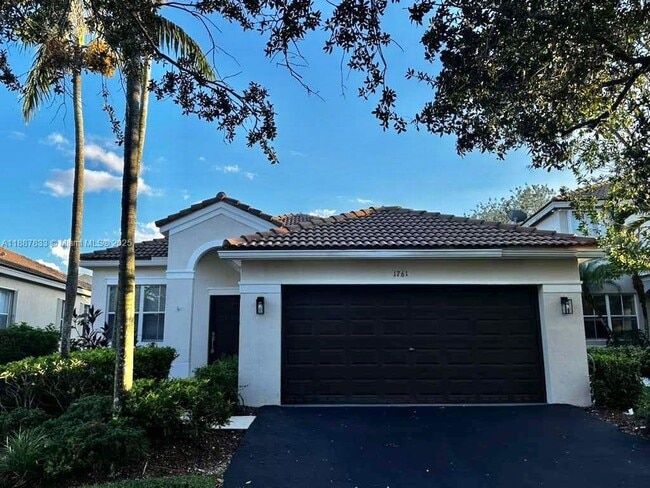 1761 Aspen Ln in Weston, FL - Building Photo - Building Photo