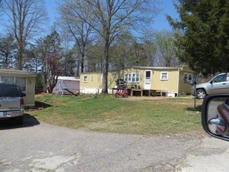 1852 Lucky Ln in Newton, NC - Building Photo