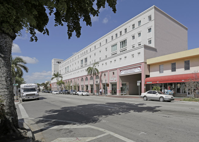 1475 SW 8th St in Miami, FL - Building Photo - Building Photo