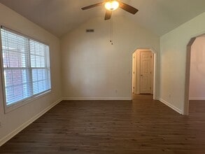 3290 Valencia Dr in Dalzell, SC - Building Photo - Building Photo